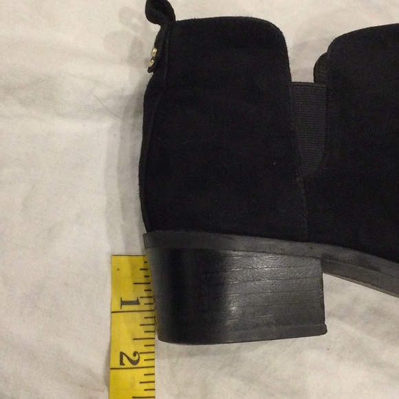Tommy Hilfiger Black Suede Ankle Booties Pointed Toe Size 8M - Picture 7 of 7